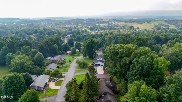 1711 Brentwood Drive, Greeneville, TN 37743