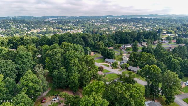 1711 Brentwood Drive, Greeneville, TN 37743