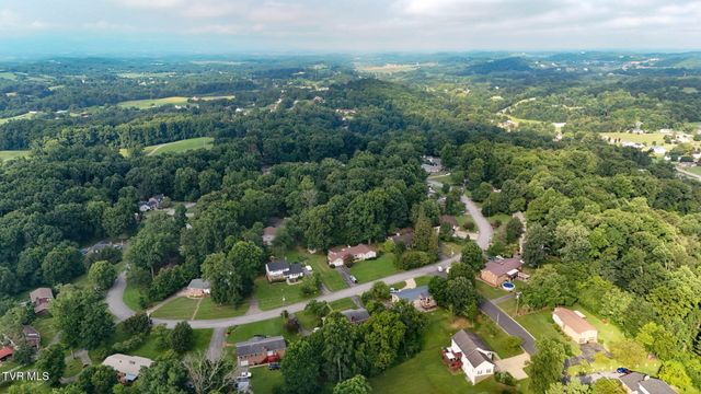 1711 Brentwood Drive, Greeneville, TN 37743