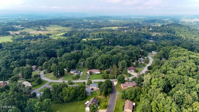 1711 Brentwood Drive, Greeneville, TN 37743