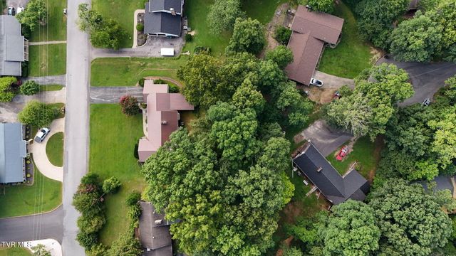 1711 Brentwood Drive, Greeneville, TN 37743