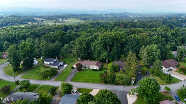 1711 Brentwood Drive, Greeneville, TN 37743