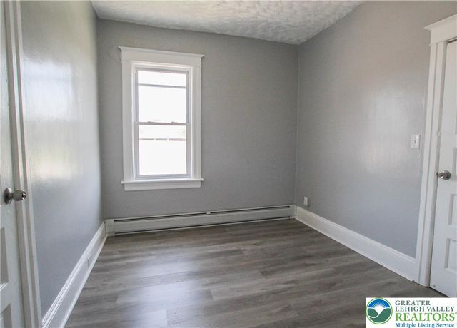 682 Bushkill Street 4, Easton, PA 18042