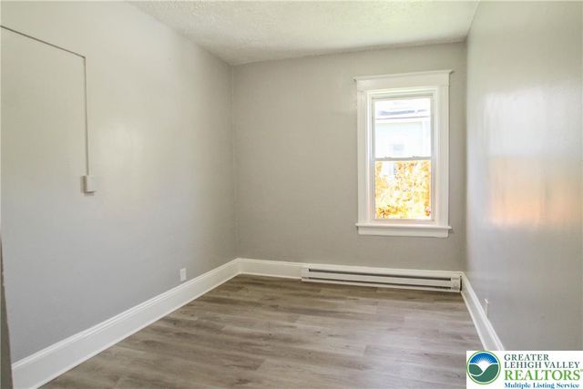 682 Bushkill Street 4, Easton, PA 18042
