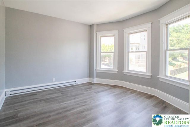 682 Bushkill Street 4, Easton, PA 18042