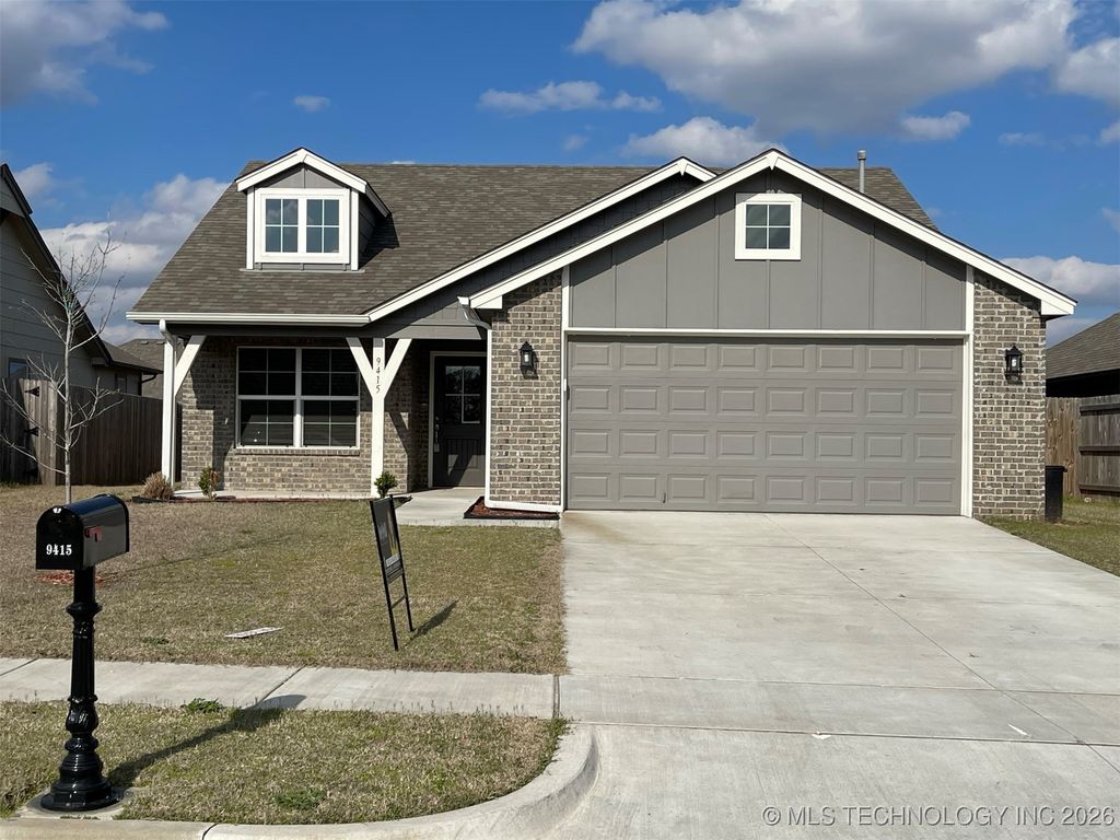 9415 E 132nd Place S, Bixby, OK 74008