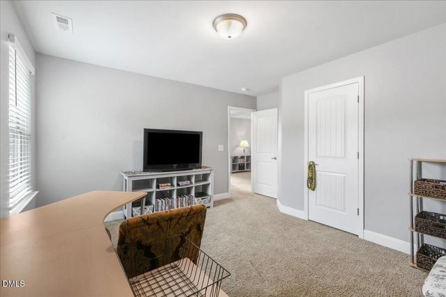 9 Rock Oak Court, Clayton, NC 27527