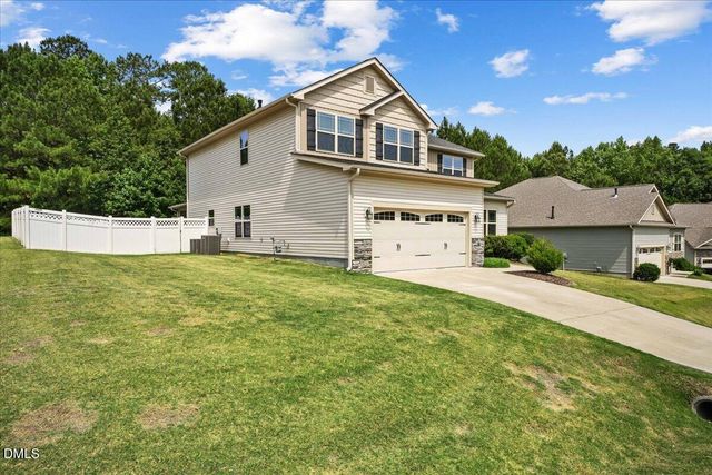 9 Rock Oak Court, Clayton, NC 27527