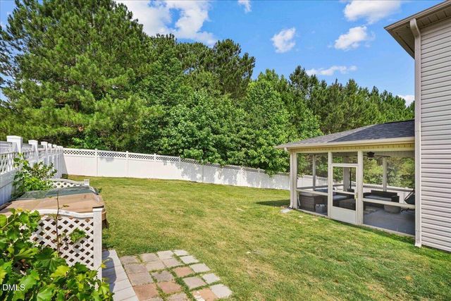 9 Rock Oak Court, Clayton, NC 27527