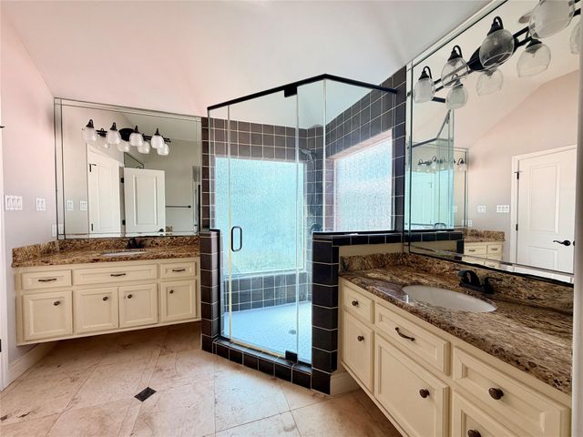 5124 Carefree Drive, League City, TX 77573