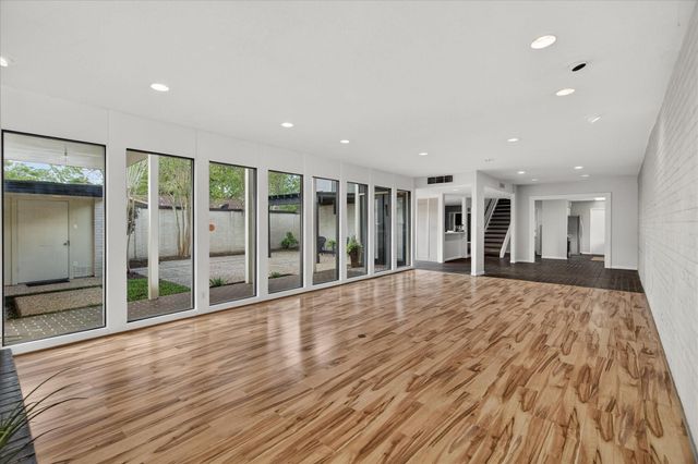 147 Valley Drive, Liberty, TX 77575