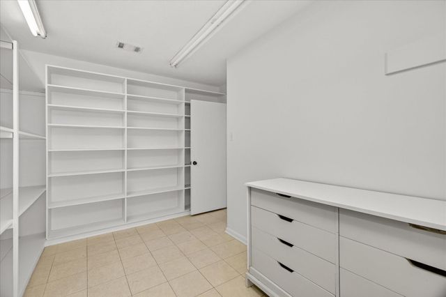 147 Valley Drive, Liberty, TX 77575