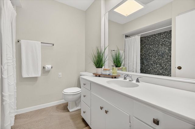 147 Valley Drive, Liberty, TX 77575