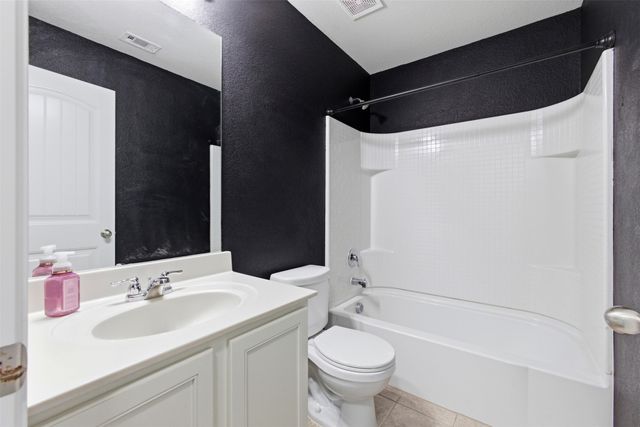 125 Cantle, Waxahachie, TX 75165