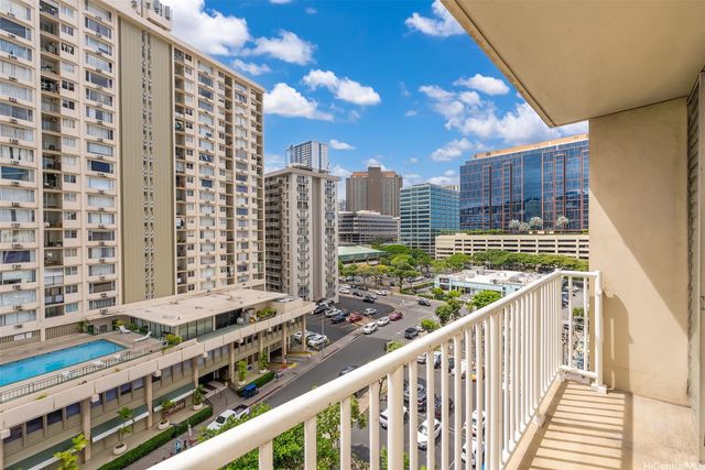 750 Amana Street 907, Honolulu, HI 96814