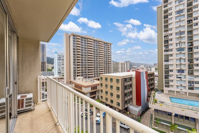 750 Amana Street 907, Honolulu, HI 96814