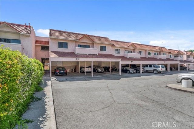 10943 Laurel Canyon B9, San Fernando, CA 91340
