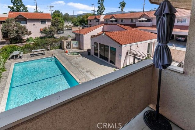 10943 Laurel Canyon B9, San Fernando, CA 91340