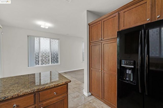 9412 Tanner Way, Oakland, CA 94603