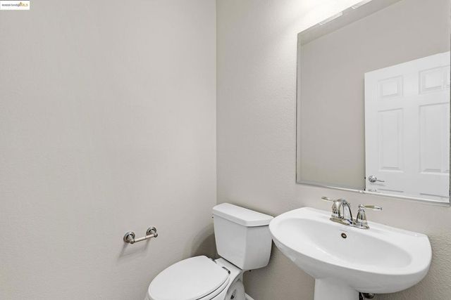 9412 Tanner Way, Oakland, CA 94603