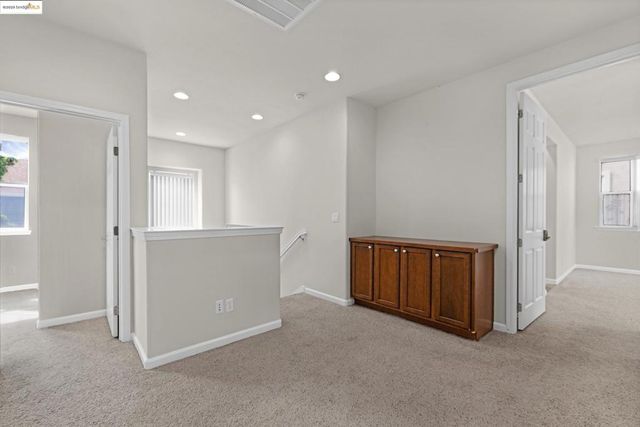9412 Tanner Way, Oakland, CA 94603
