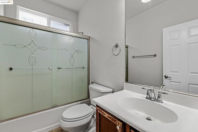9412 Tanner Way, Oakland, CA 94603