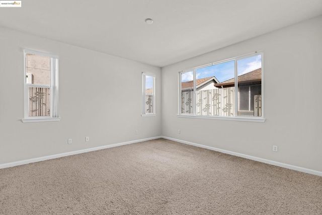 9412 Tanner Way, Oakland, CA 94603