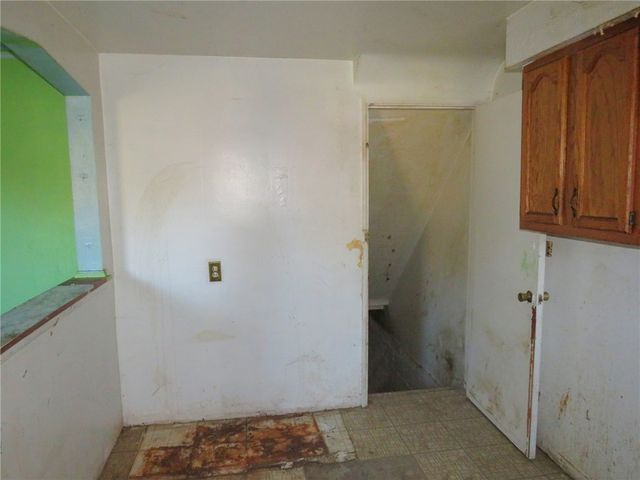 310 Anthon Dr, Penn Hills, PA 15235