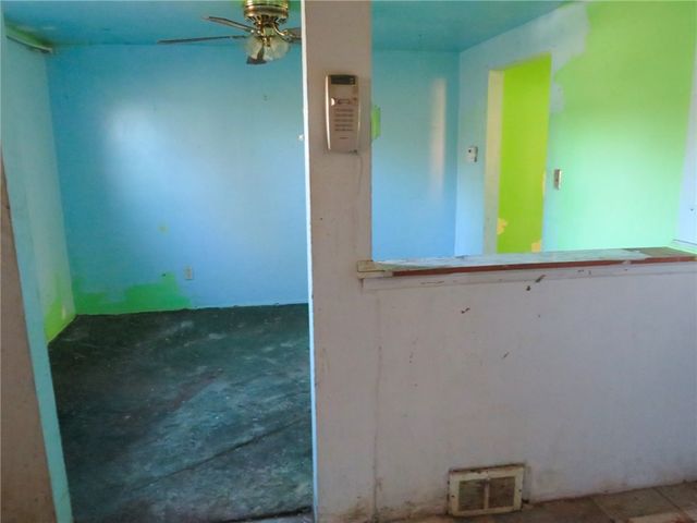 310 Anthon Dr, Penn Hills, PA 15235