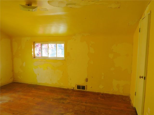 310 Anthon Dr, Penn Hills, PA 15235