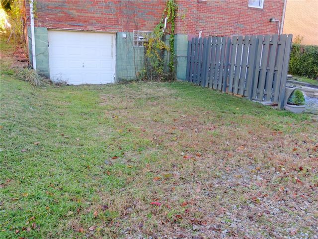 310 Anthon Dr, Penn Hills, PA 15235