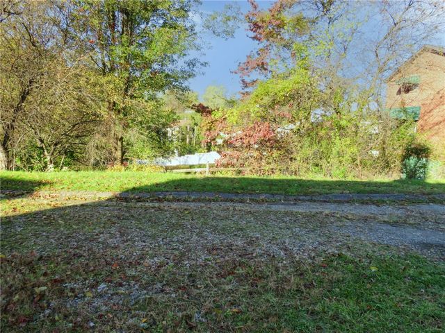 310 Anthon Dr, Penn Hills, PA 15235