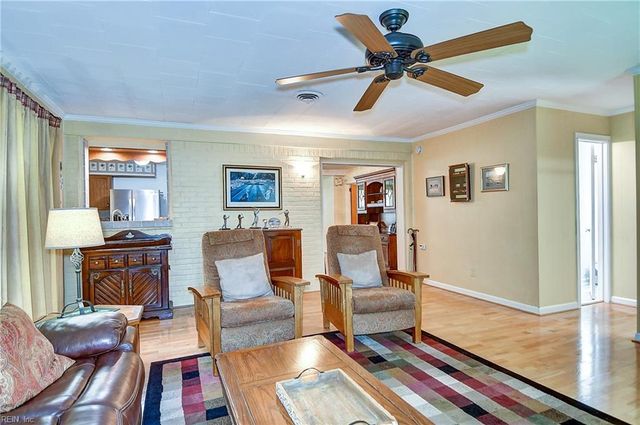8575 Circle DR, Norfolk, VA 23503