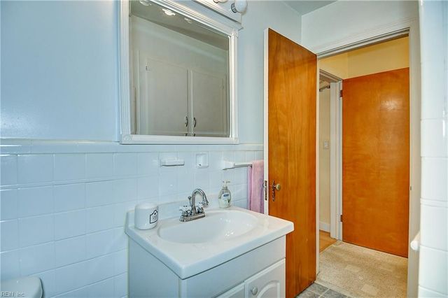 8575 Circle DR, Norfolk, VA 23503