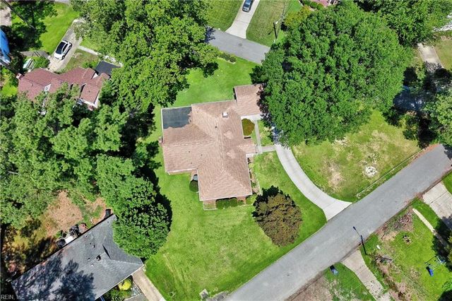 8575 Circle DR, Norfolk, VA 23503