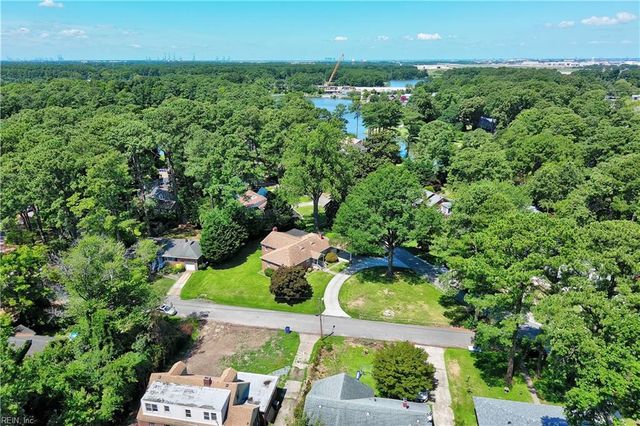 8575 Circle DR, Norfolk, VA 23503