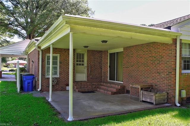 8575 Circle DR, Norfolk, VA 23503