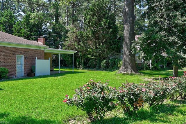 8575 Circle DR, Norfolk, VA 23503