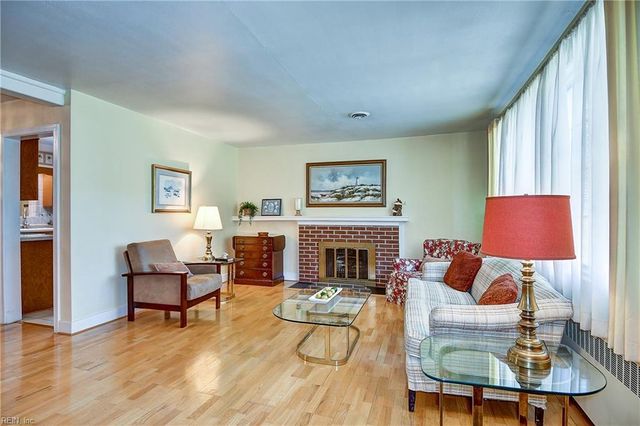 8575 Circle DR, Norfolk, VA 23503