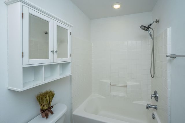 104 Venezia Court, Ladson, SC 29456
