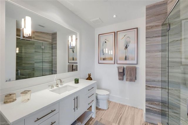 382 12th AVE S 202, Naples, FL 34102