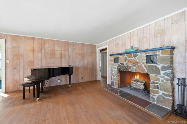 275 Munn Lane, Orient, NY 11957