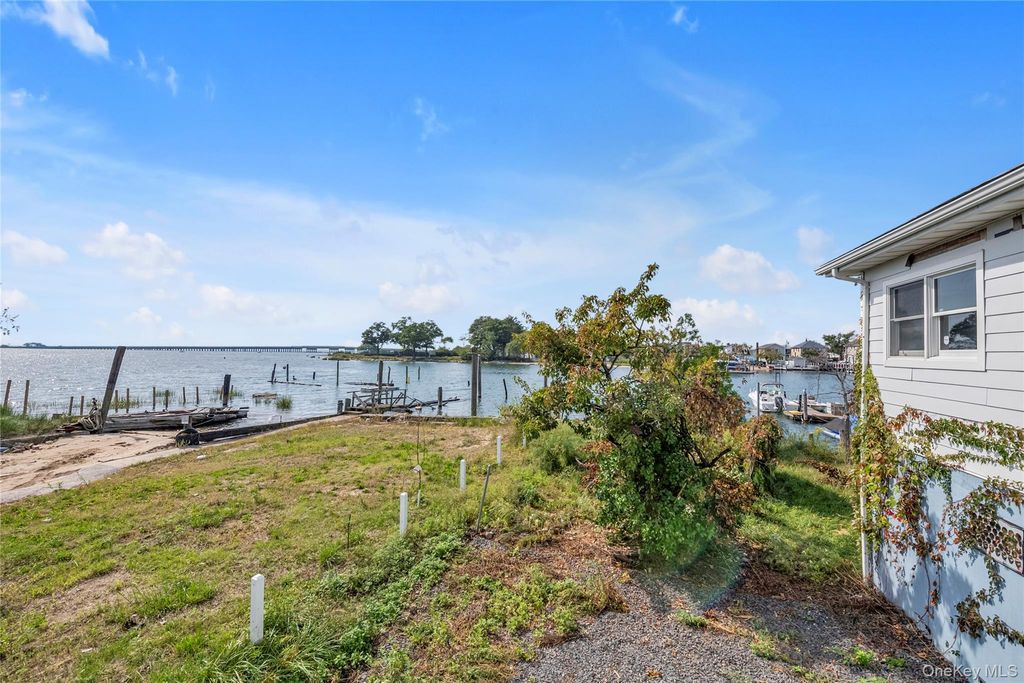 99-63 Lockwood Court, Hamilton Beach, NY 11414 — photo 3
