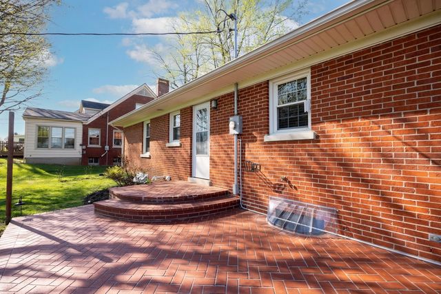 116 Hopewell Drive, Paris, KY 40361