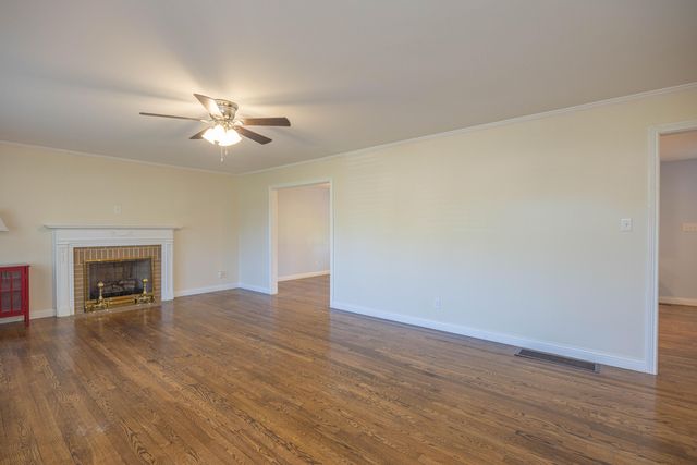 116 Hopewell Drive, Paris, KY 40361