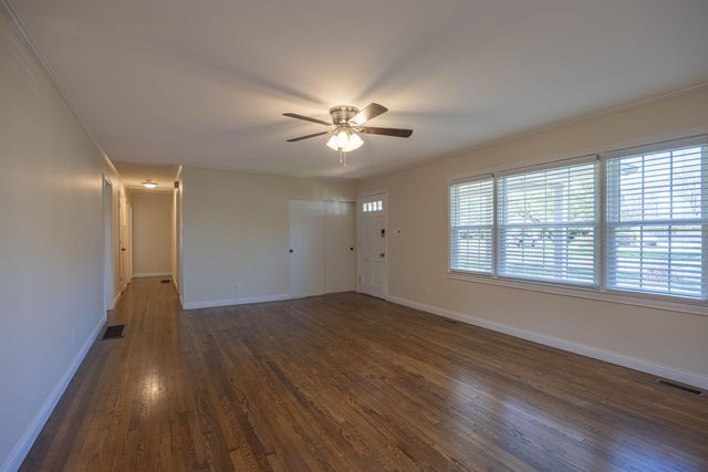 116 Hopewell Drive, Paris, KY 40361