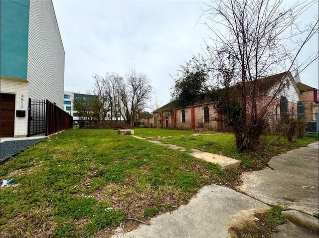 3519 Dennis Street, Houston, TX 77004