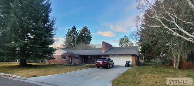 2820 Holly Place, Idaho Falls, ID 83402