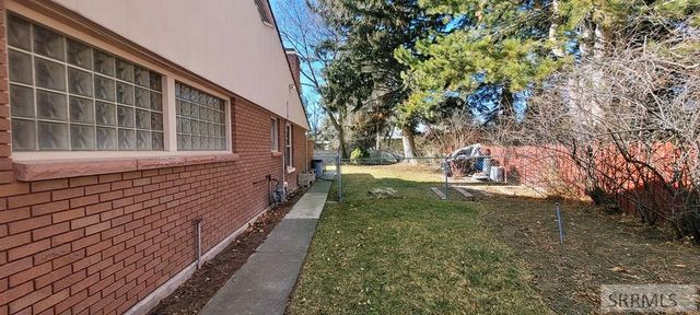 2820 Holly Place, Idaho Falls, ID 83402