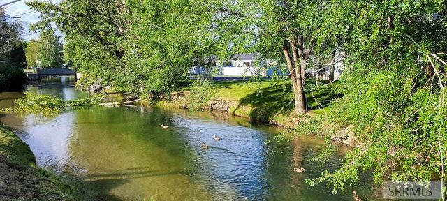 2820 Holly Place, Idaho Falls, ID 83402